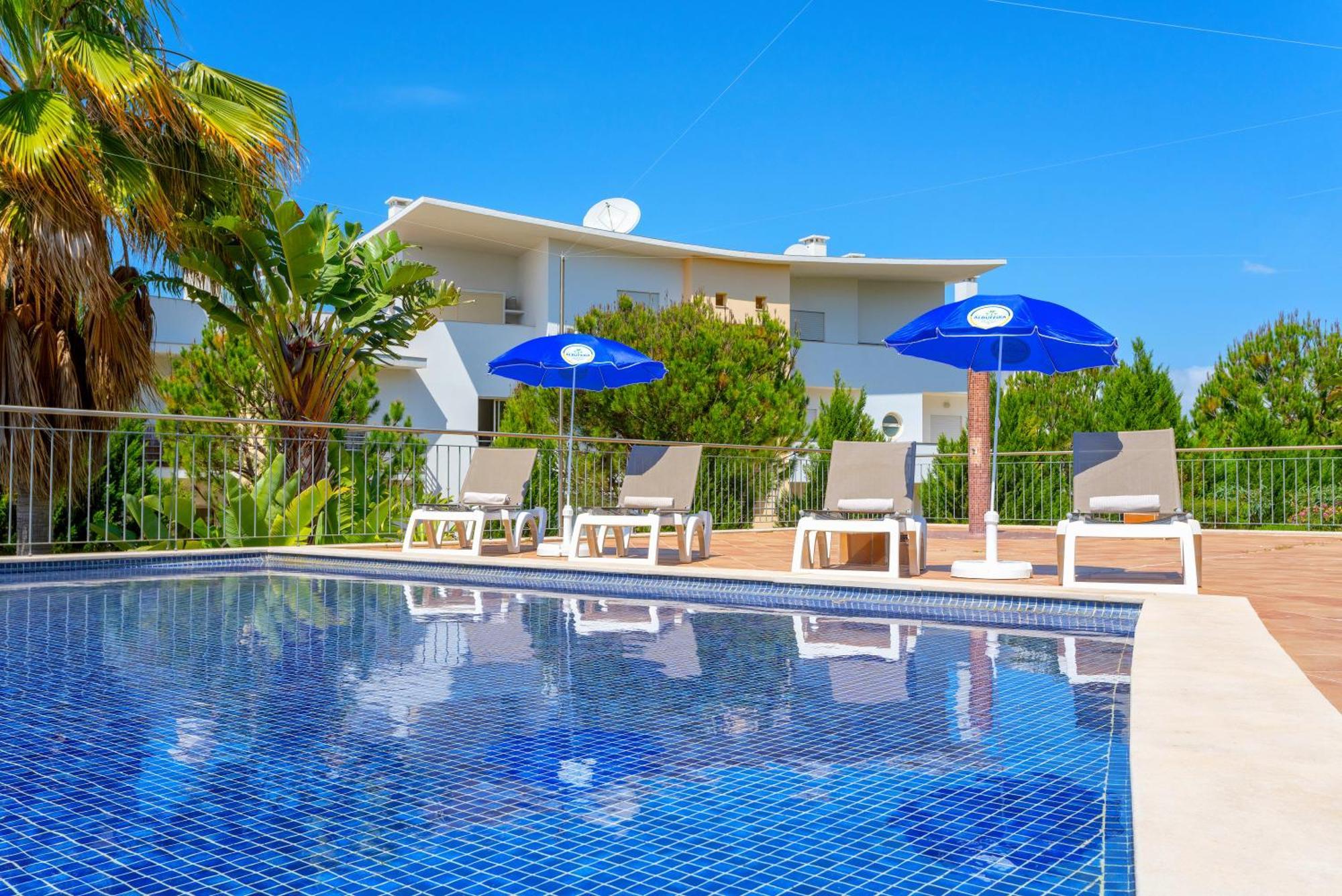 Apartment Homes White Rose Garden With 2 Terraces & 2 Swimming Pools Albufeira
